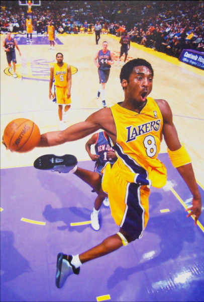 Los Angeles Lakers - Kobe Bryant Dunk - Athena Posters